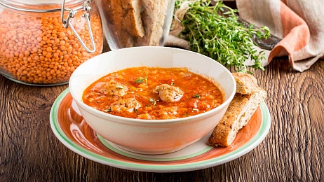 Суп из красной чечевицы с фрикадельками